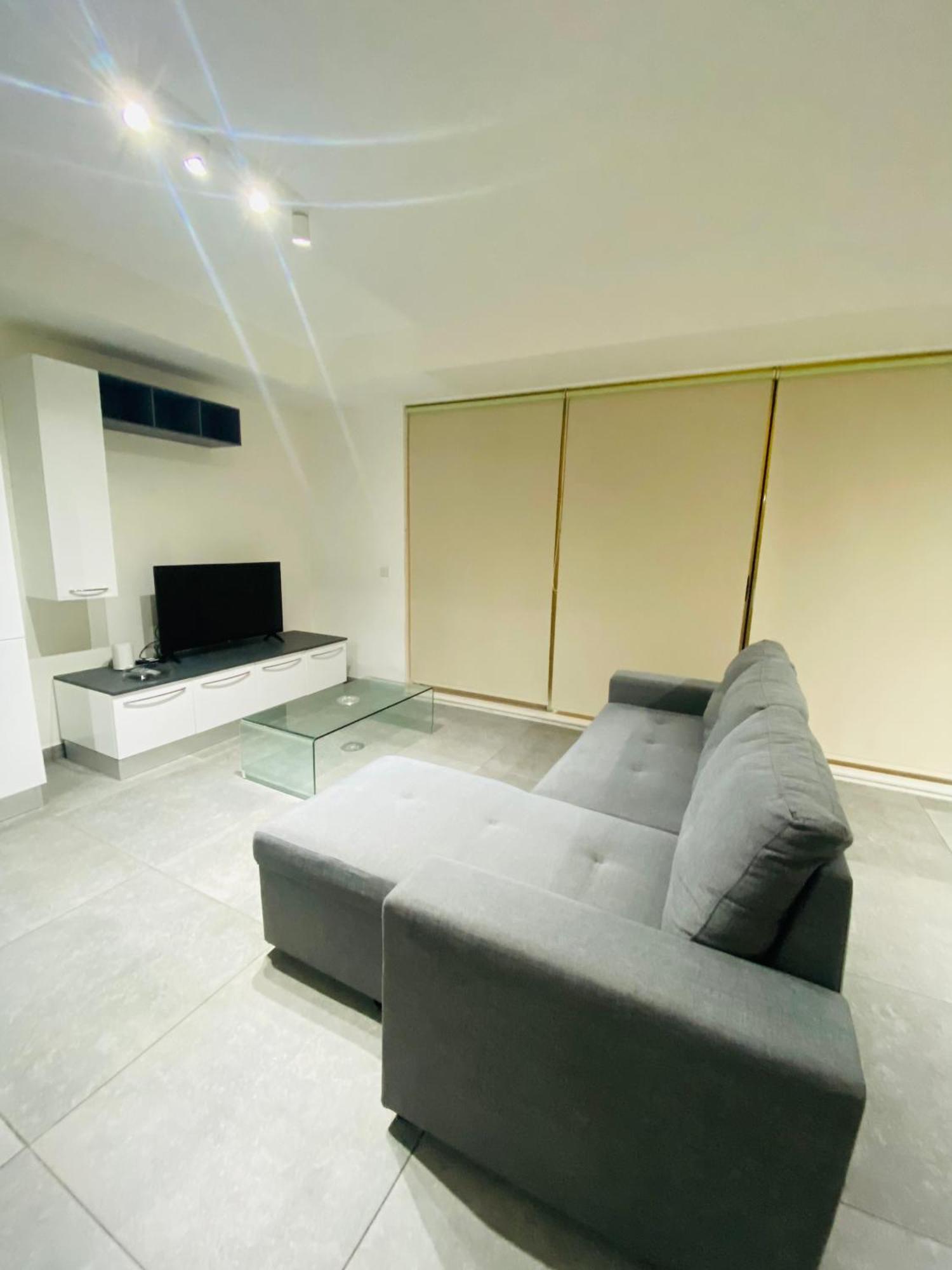 Sliema Seaview & Seafront- Apt 9, 49 Tigne Point Mansions Luaran gambar