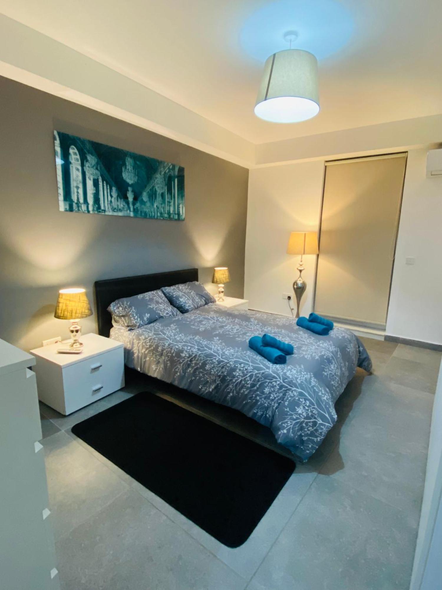 Sliema Seaview & Seafront- Apt 9, 49 Tigne Point Mansions Luaran gambar
